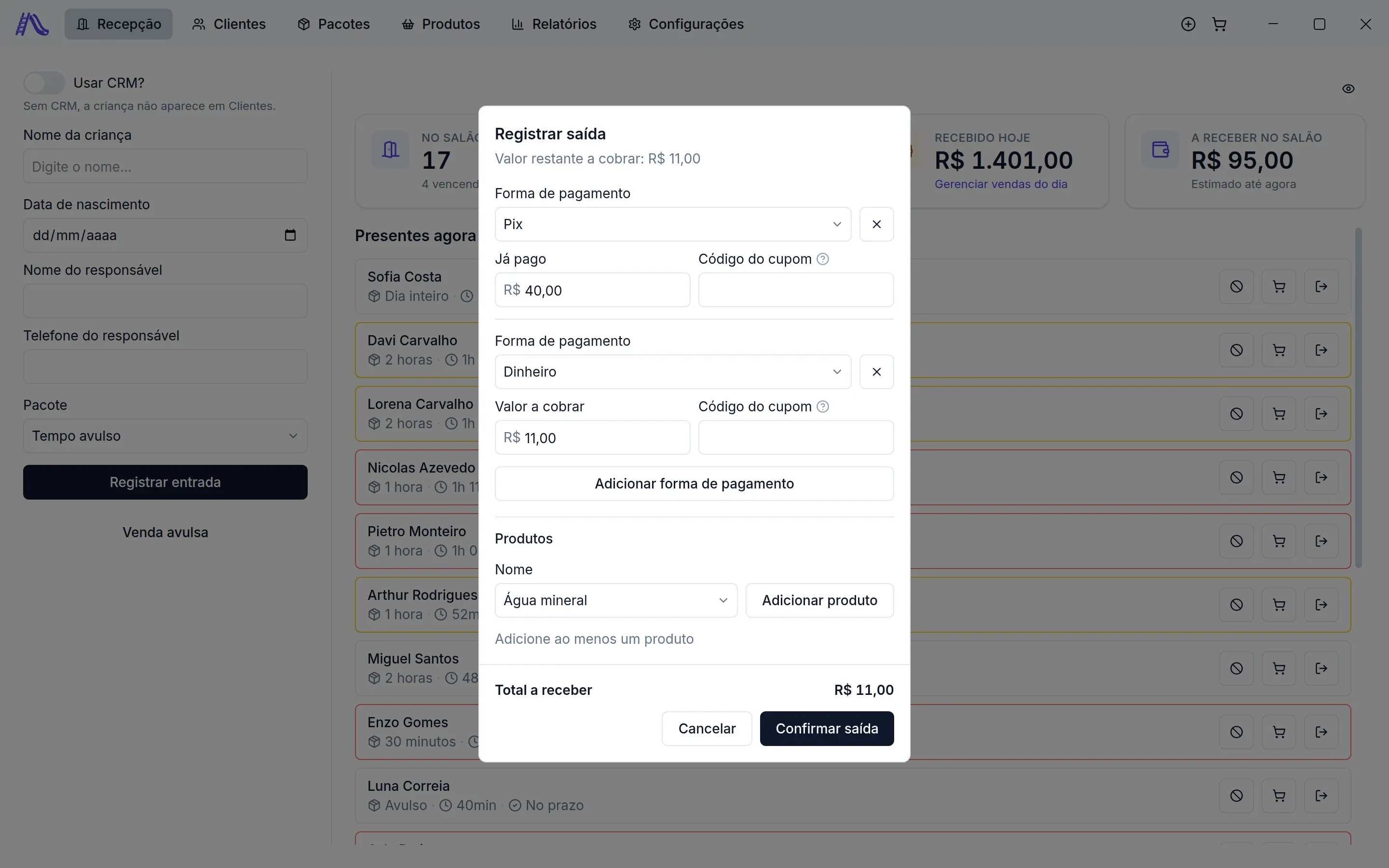 Janela Registrar saída com R$ 40,00 já pagos no Pix na entrada e os R$ 11,00 restantes cobrados em dinheiro, Total a receber de R$ 11,00