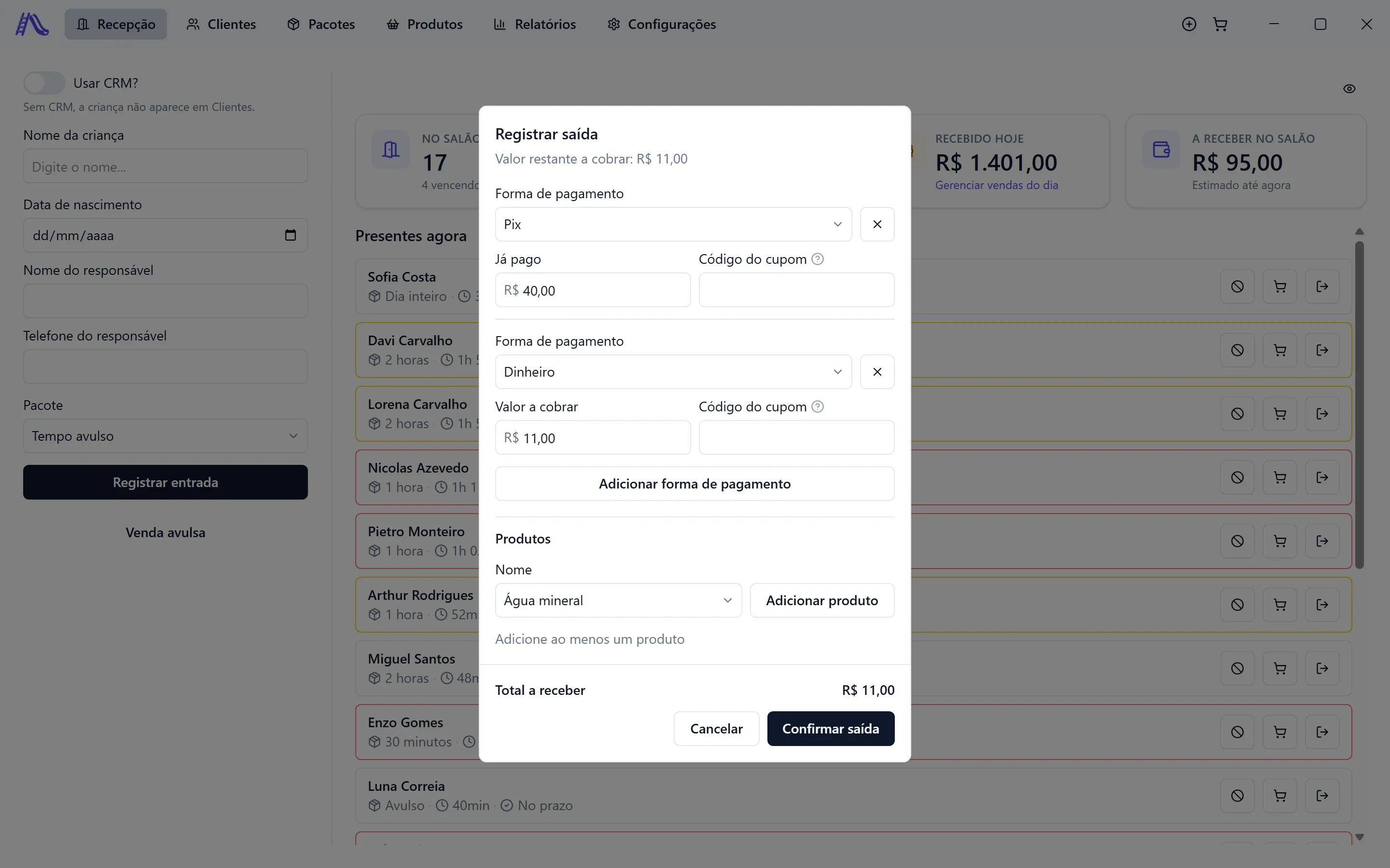 Janela Registrar saída com R$ 40,00 já pagos no Pix na entrada e os R$ 11,00 restantes cobrados em dinheiro, Total a receber de R$ 11,00
